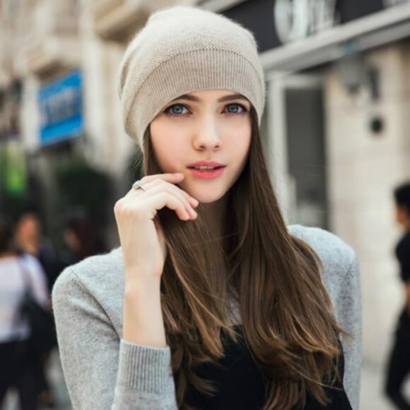 NEW WaySoft 100% Cashmere Oversized Beanie | One Size - Picture 3 of 5